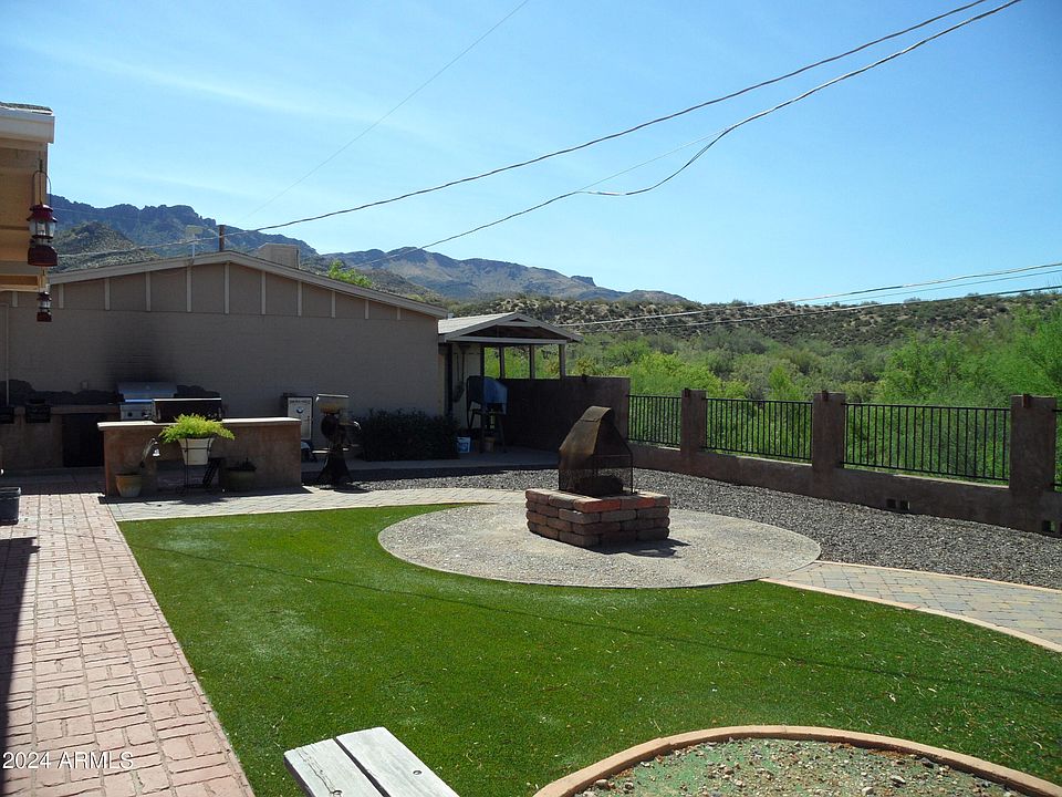 1st image of 202 W GRAY Drive