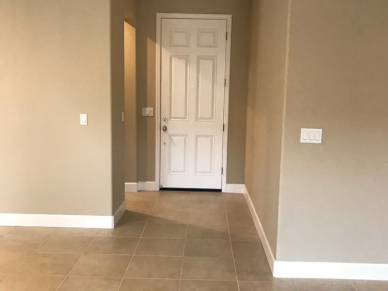 1627 Marsh Ct — Photo 10