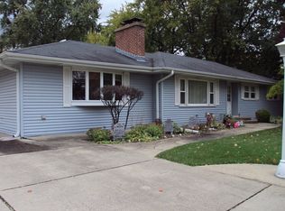 515 E Lane Dr, Villa Park, IL