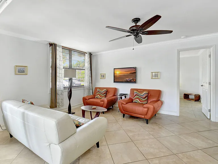 600 Egret Cir #7105 — Photo 4