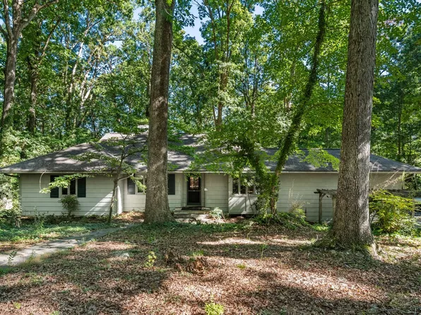 103 Ledge Ln, Chapel Hill, NC 27514