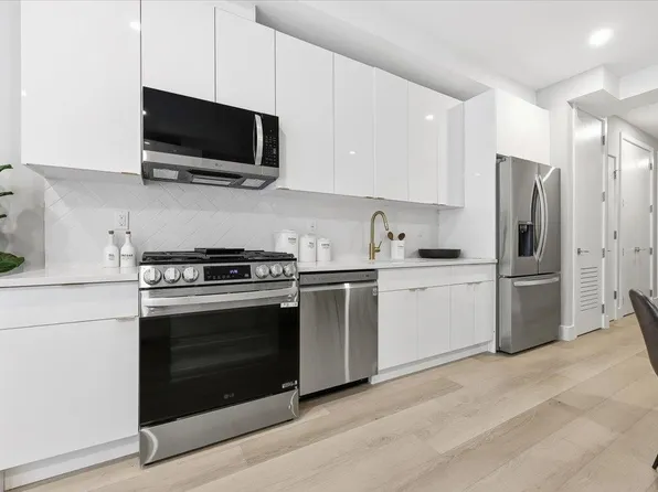 134 New York Avenue image 4 of 23