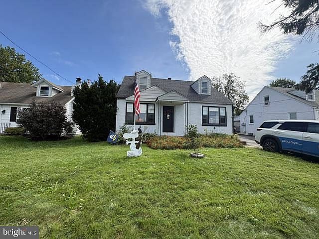 1st image of 833 S Cedar Rd