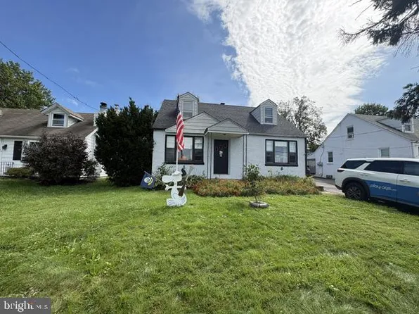 833 S Cedar Rd, Jenkintown, PA 19046