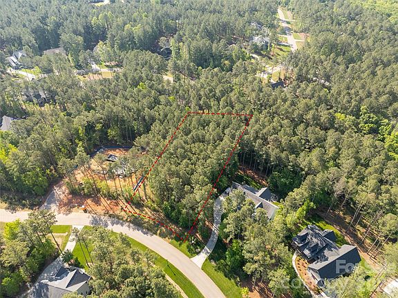 3rd image of 6361 Chimney Bluff Rd