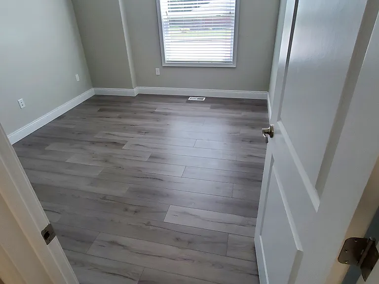 2614 W Murphysboro Rd — Photo 12