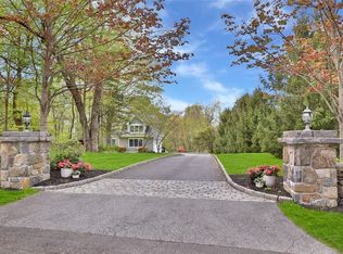 121 Pinesbridge Rd, Ossining, NY 10562