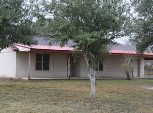 2805 Comanche St, Beeville, TX 78102