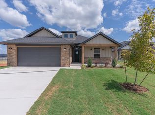 604 Grand Sycamore Dr, Washington, OK 73093