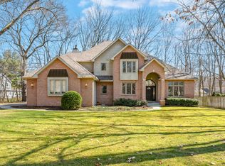 8511 Finch Dr, Kalamazoo, MI 49009