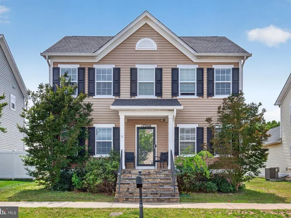 17266 Day Lily Dr, Ruther Glen, VA 22546