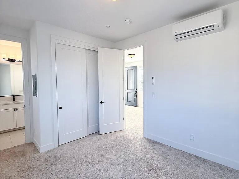 3732 Park Ridge Ln — Photo 16