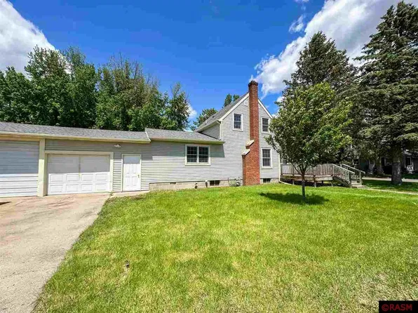 1208 Baker Ave, Gibbon, MN 55335