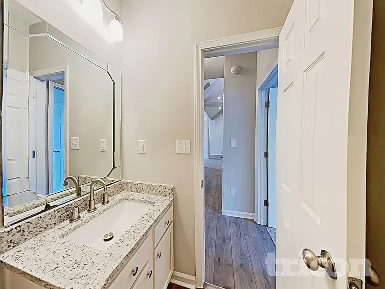 295 Wisteria Blvd — Photo 19