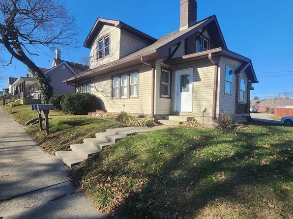 66 E Main St #A, Mooresville, IN 46158