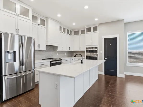2948 Goodwin Ln, New Braunfels, TX 78130
