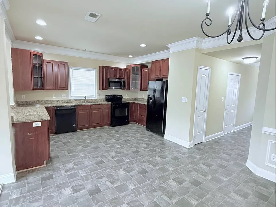 Channing 2-Level Kitchen + Dining