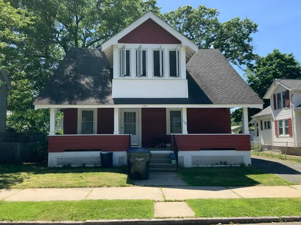 136 Marsden St, Springfield, MA 01109