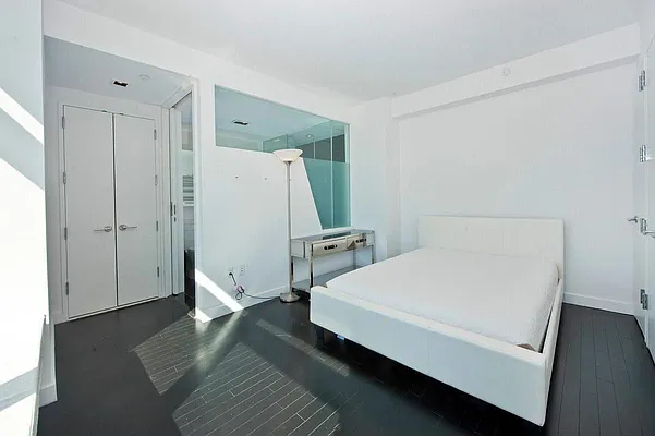 Rented by Keller Williams NYC | media 40