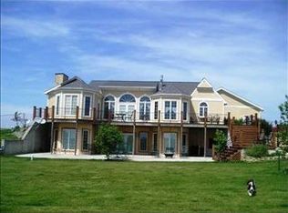 7105 206th St, Valley Falls, KS 66088