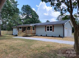 175 Pebble Dr, Salisbury, NC 28147