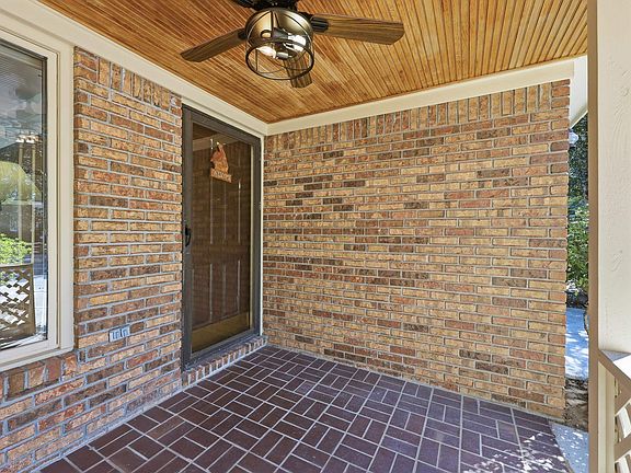 4th image of 879 Kittiwake Ln.