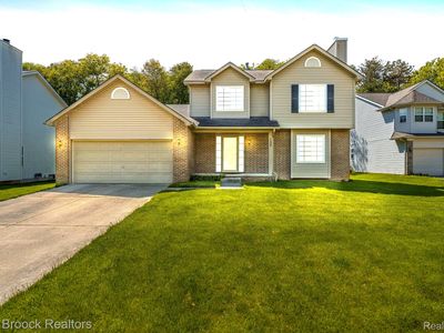 137 Donna Ct, Waterford, MI, 48327