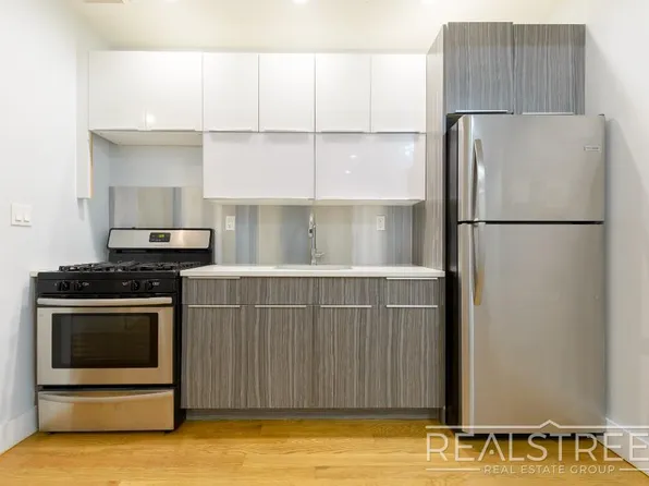 1135 Saint Mark's Avenue image 2 of 10