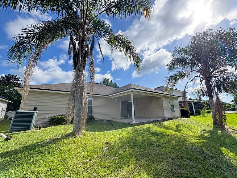 205 N Hidden Tree Dr — Photo 2