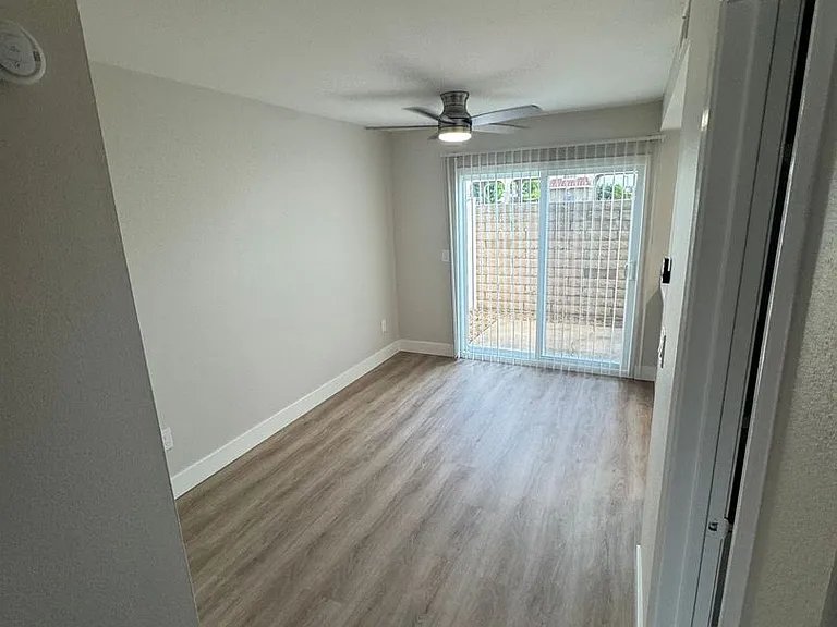 Upstairs 2 Bed 1 Bath in La Habra, Fully Renovated! 1 Car Garage Included! — Photo 19