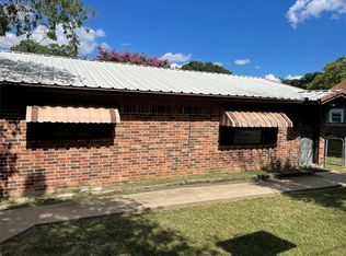 204 N Merrimac St, Weatherford, TX 76086