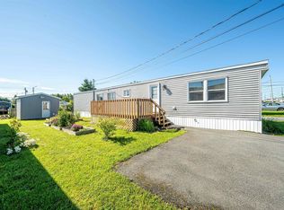 65 Juniper Cres, Eastern Passage, NS B3G 1M1