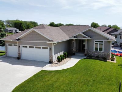 35 Venetian Dr, Clear Lake, IA, 50428