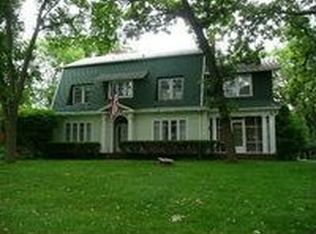 541 44th St, Des Moines, IA 50312