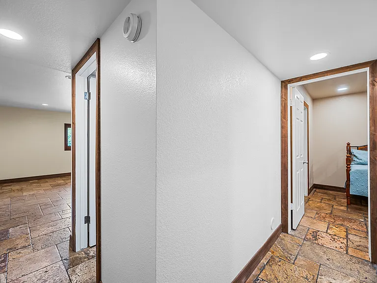 642 E Sage Brush St — Photo 61