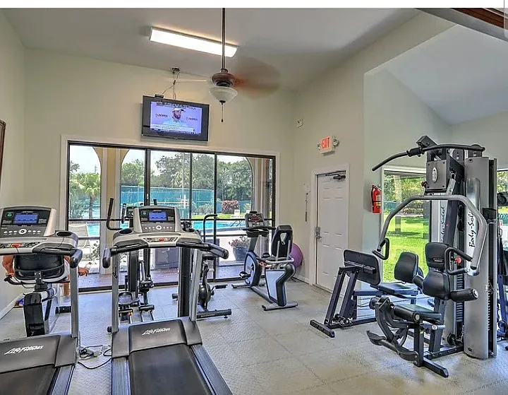 Gym ______ area.