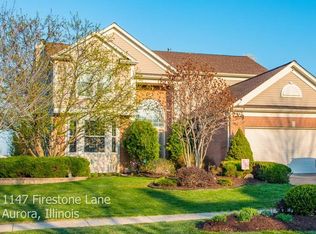 1147 Firestone Ln, Aurora, IL 60502