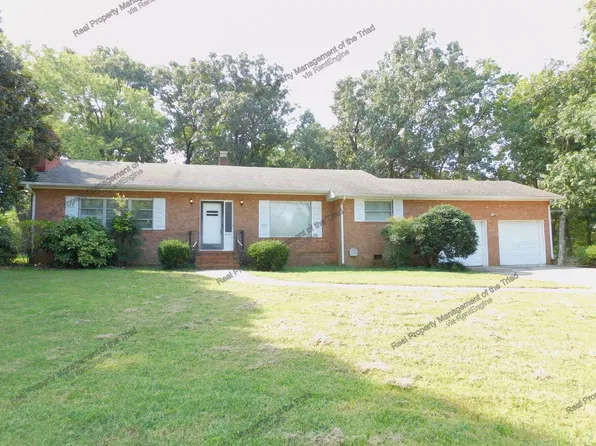 604 Pineburr Rd, Jamestown, NC 27282