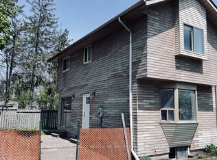 82 Sanford St UNIT A, Barrie, ON L4N 3C5