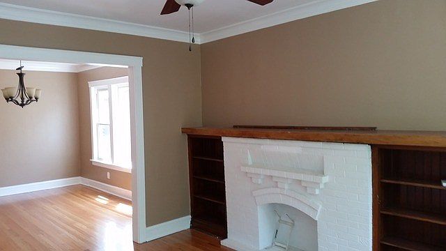 2nd image of 1115 N Waller Ave