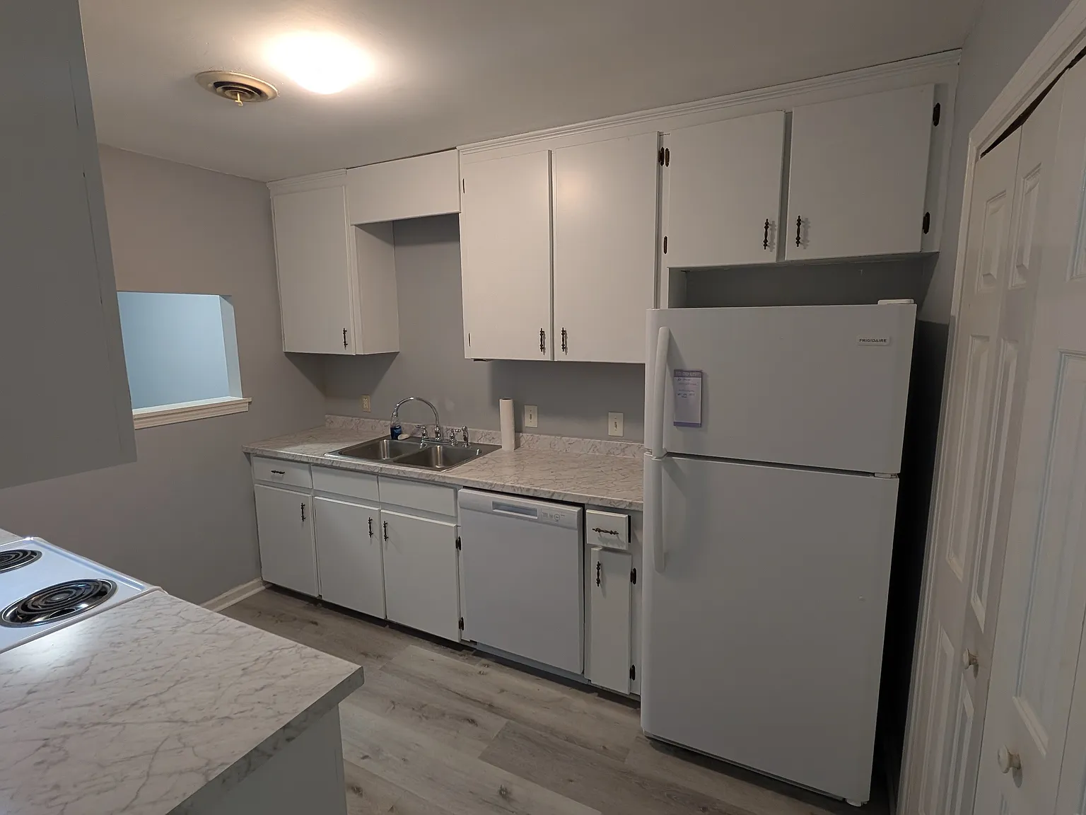 2 bed, 1.5 bath, 1200 sqft, $1,150 — Photo 3