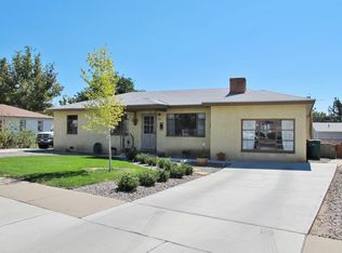 737 Zuni Dr, Farmington, NM 87401