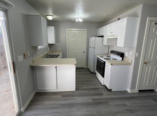 1063 E 600 S APT 4, St George, UT 84790