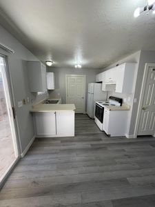 1063 E 600 S APT 4, St George, UT, 84790