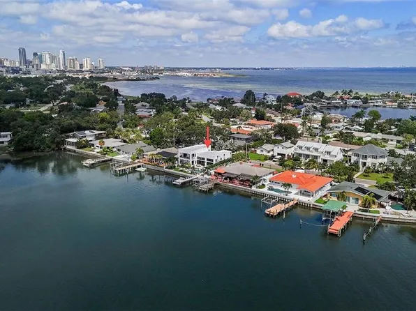 2501 Sunrise Dr SE, Saint Petersburg, FL 33705