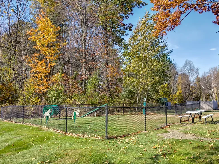 Escape to Mansions at Delmar, an Eagle Rock Community, where premium living meets nature's tranquility. Enjoy spacious outdoor amenities, including a pet-friendly area for your furry friends. Don't miss outschedule your tour today!