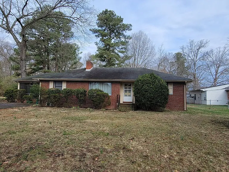 9608 Norfolk St — Photo 13