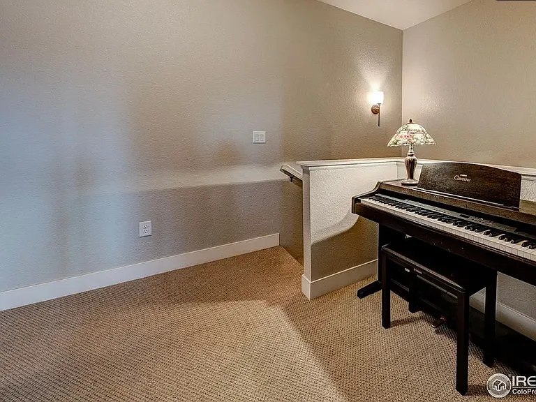 6328 Pumpkin Ridge Dr #5 — Photo 13