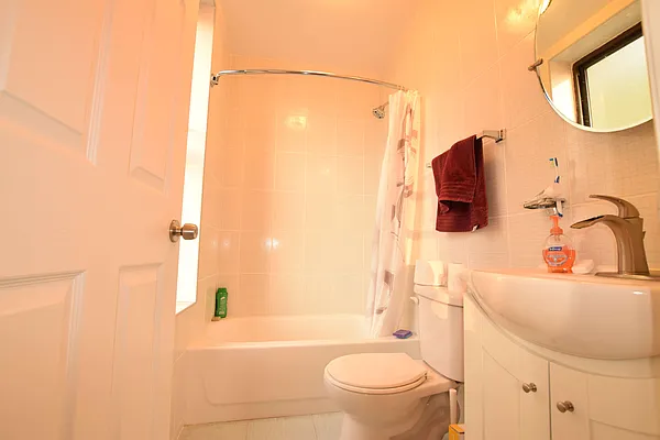 Rented by null | media 50