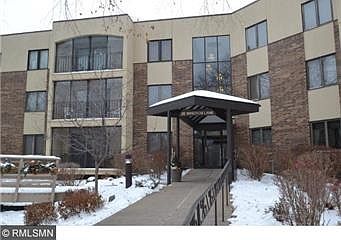 1st image of 20 Windsor Ln APT 304